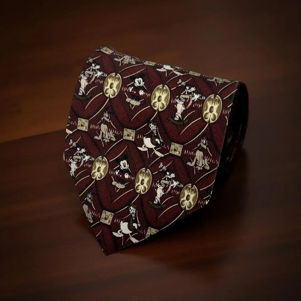 Walt Disney World Silk Maroon Tie Mickey Mouse Goofy Pluto Donald Duck 57.5